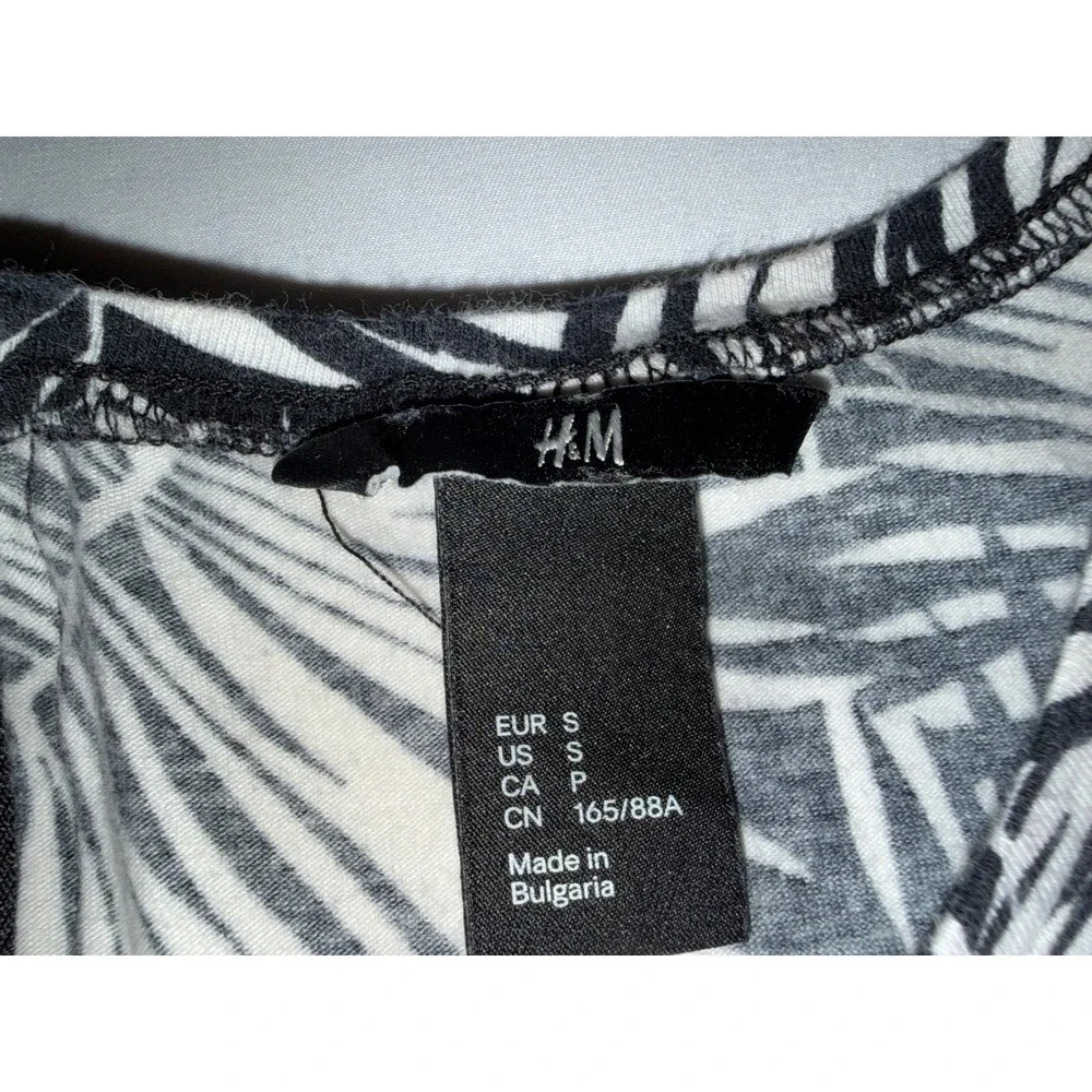HM Womens Black White Tropical Palm Leaf Print Sleeveless Skater Dress Small - Picture 4 of 6
